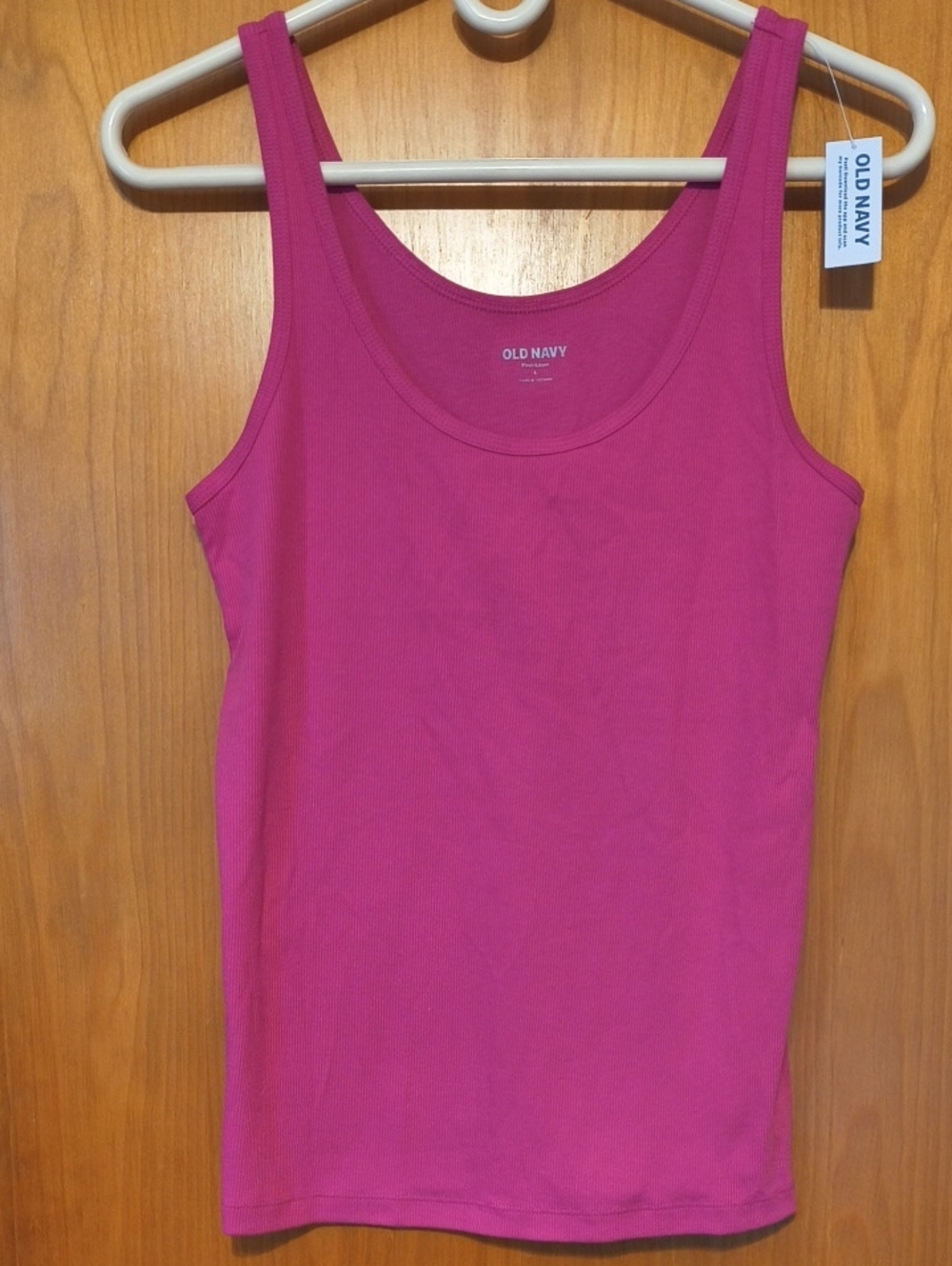 Old Navy Women's Magenta Ribbed Tank Top